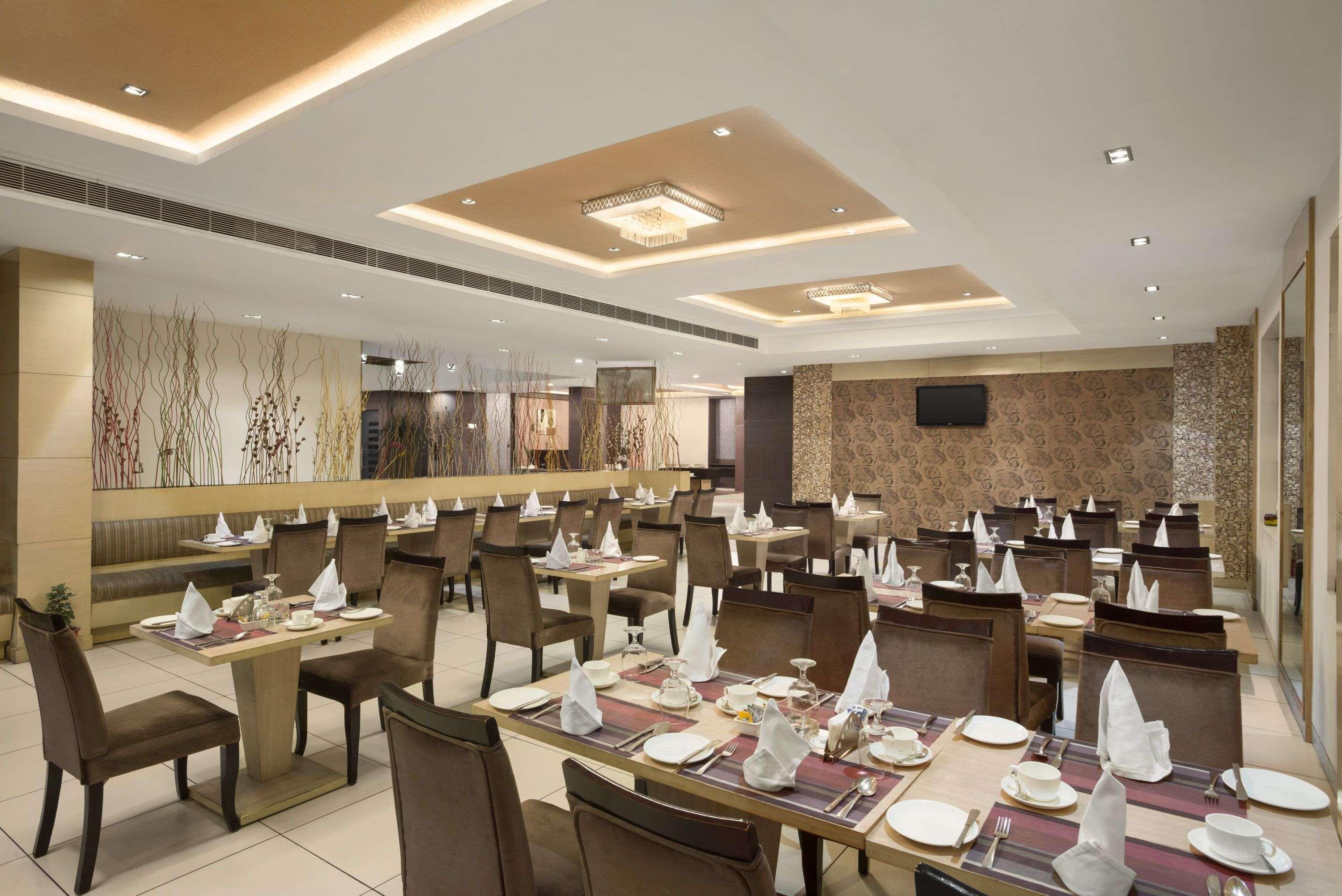 Days Hotel By Wyndham Neemrana Exterior photo