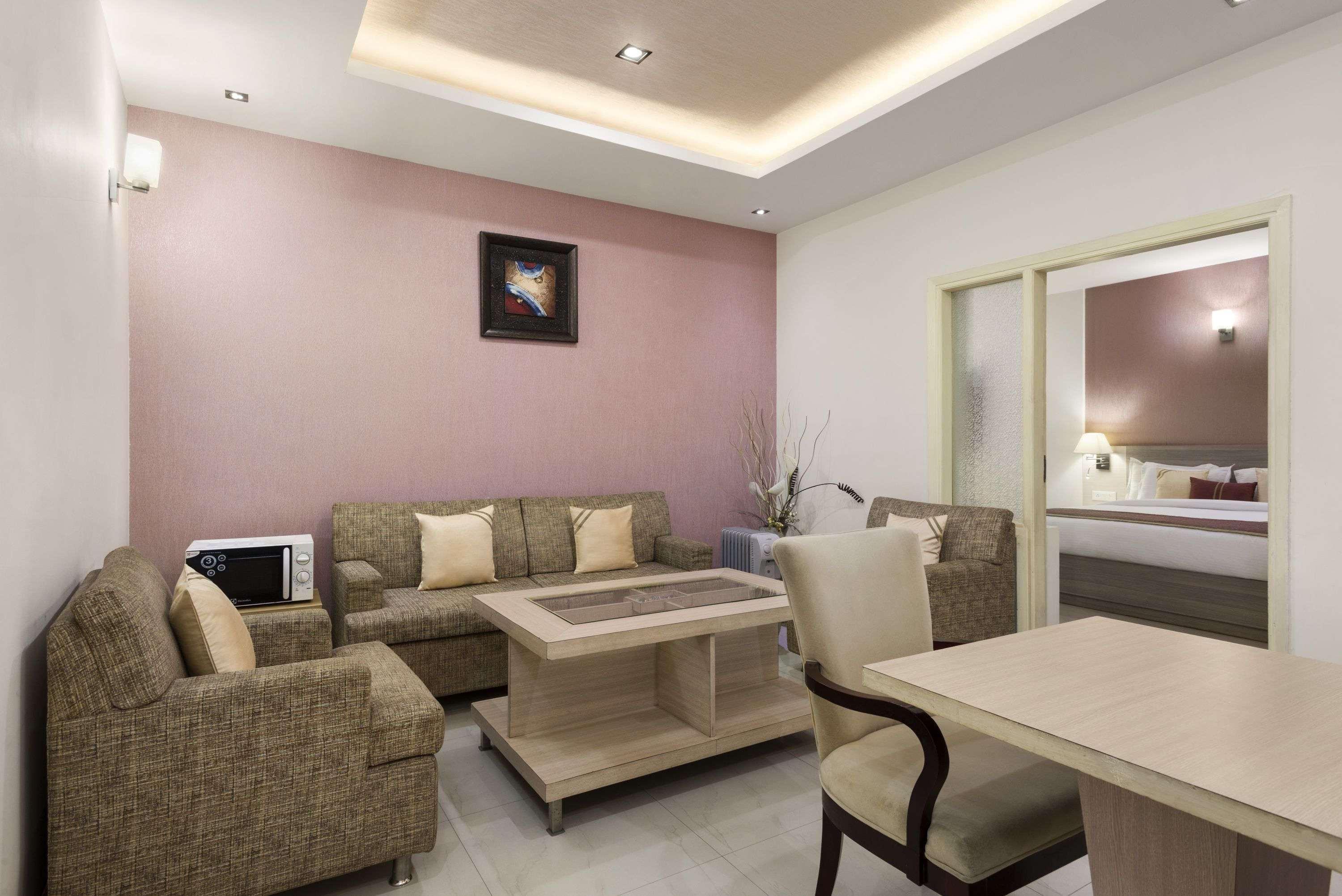 Days Hotel By Wyndham Neemrana Exterior photo