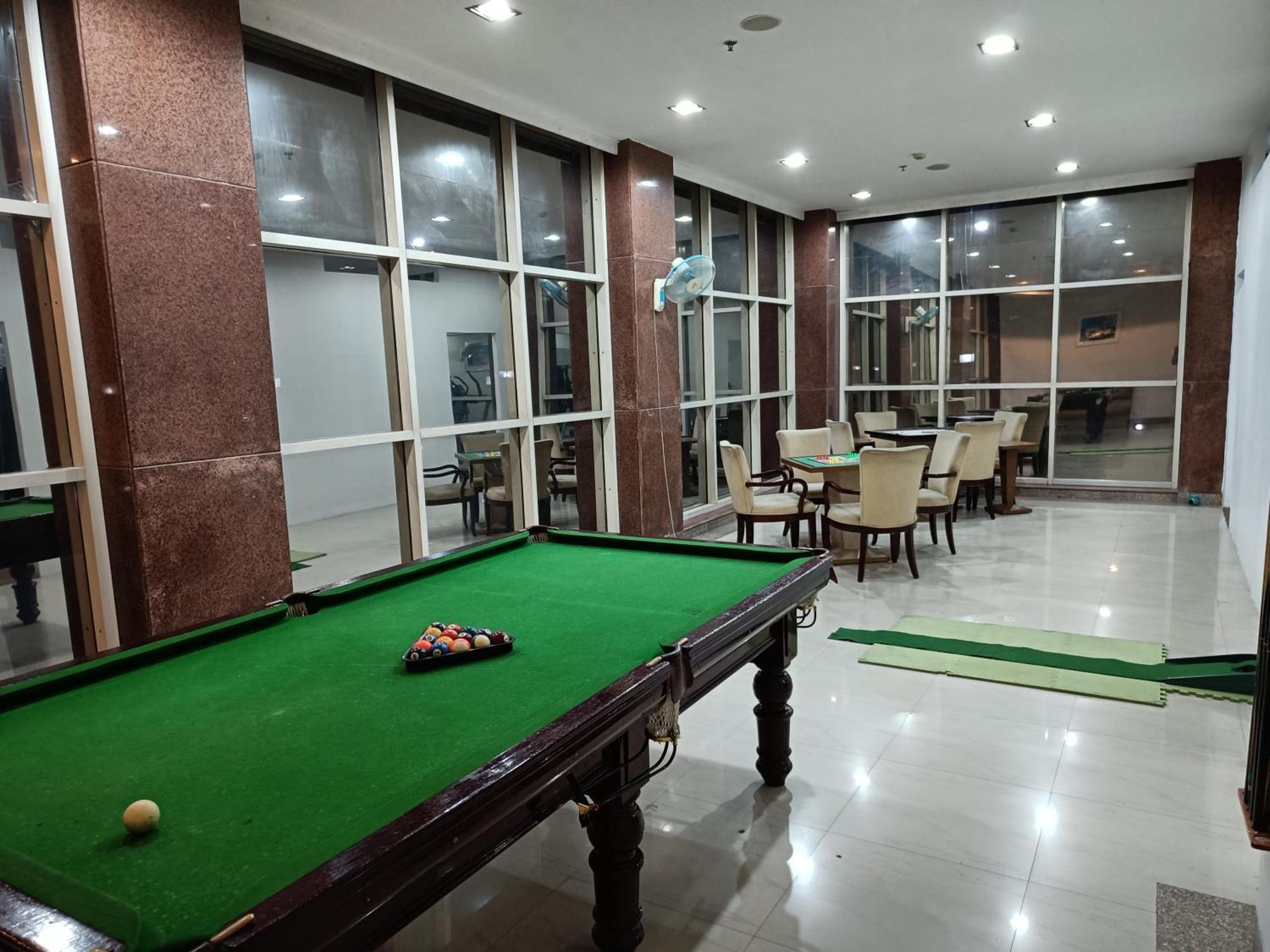 Days Hotel By Wyndham Neemrana Exterior photo