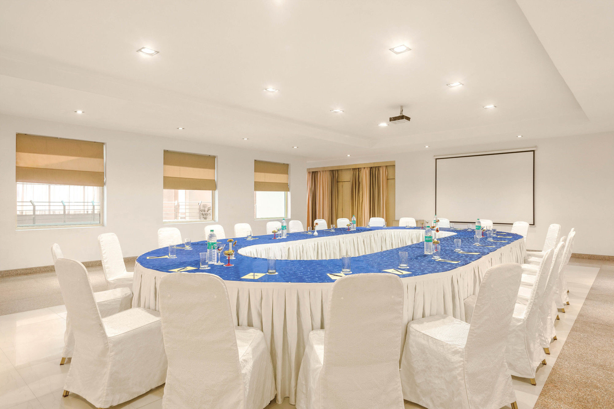 Days Hotel By Wyndham Neemrana Exterior photo